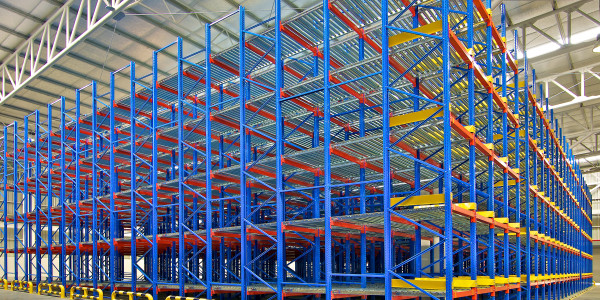 Pintar Fachadas de Naves Industriales, Fábricas y Almacenes Santiago del Teide · Pintura para Pintado de Naves, Fábricas y Grandes Estructuras